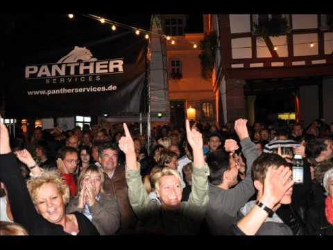 Groovemonkeys live - For you - Diashow.wmv