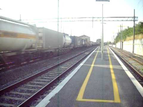 il saluto della E652 163