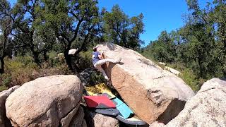 Video thumbnail of Beluga, 6a. La Jonquera