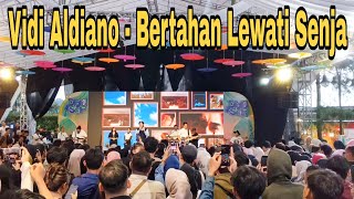 Download lagu Vidi Aldiano - Bertahan Lewati Senja | Live at DIGISEF 2024 - Digital & Sharia Economic Festival mp3