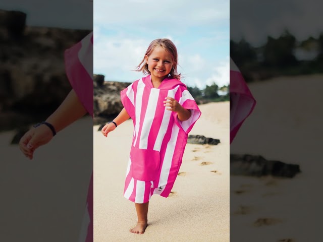 Vídeo relacionado con Hello Kitty Toalla de playa para niñas, multicolor, talla única, diseño de personaje de verano