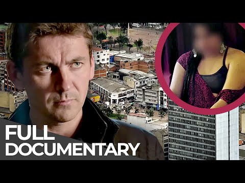 Scam City: Bogota - Dangerous Drug Renders Victims Helpless to Thieves Requests | Free Documentary