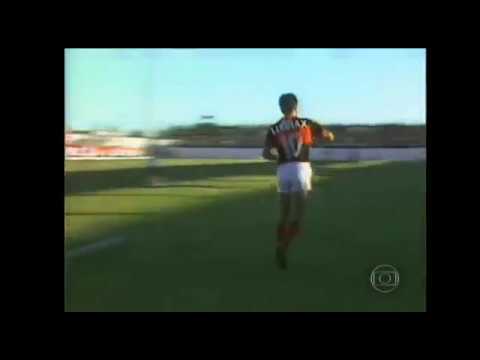Bebeto (Flamengo) - 28/02/1987 - Cabofriense 0x2 Flamengo - 1 gol