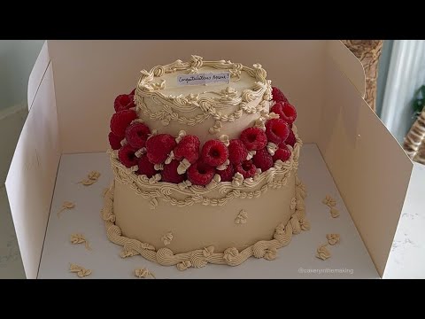 Decorate the prettiest oval cake with me🤎🍒