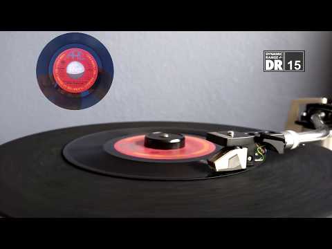 Boogie Wonderland (45 rpm version) - Earth, Wind & Fire