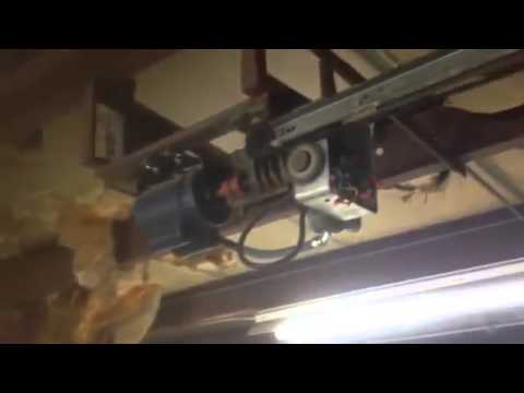 garage door opener 132