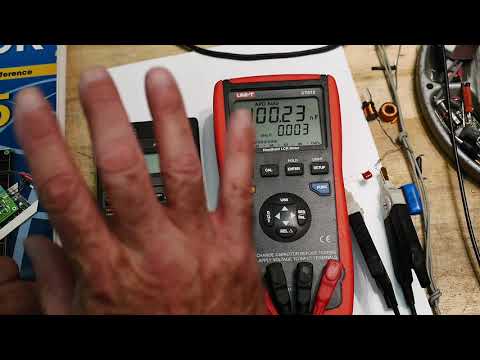 #560 LCR Meter