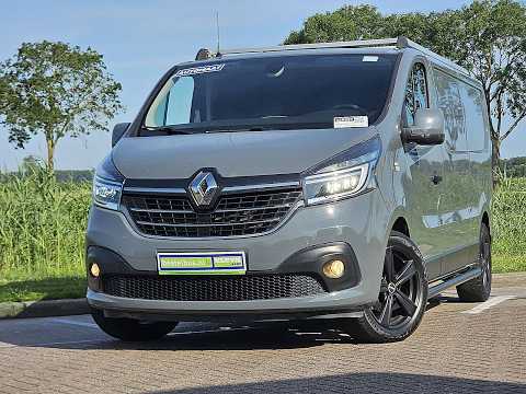 Renault Trafic video thumbnail