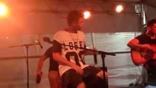 Reece Mastin Keep On Walking - Bunnings Warehouse Burleigh Waters Qld. 16/1/15