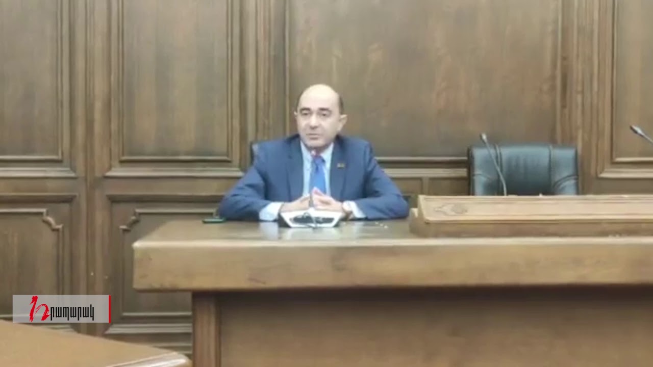 Ինչո՞ւ ընդդիմությունը վայր չի դնում մանդատները