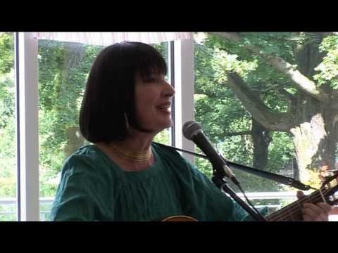 Sandra Mo zu Gast im Seniorenheim Freiberg 12 07 2013