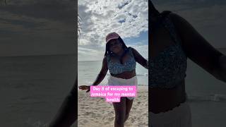 Day in the life of a thirtysomething London gal who's escaped to Jamaica #solotravel #negriljamaica