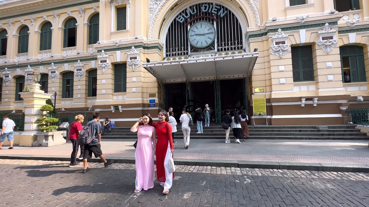 Embark on an engaging virtual exploration of Saigon's Central Post Office.