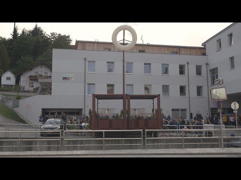 Local Access: Leo Schatzl "Plattform" - Ybbsitz