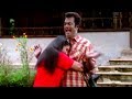 അയ്യോ ആരെങ്കിലും ഓടി വരണേ എന്നെ ഇവളി�