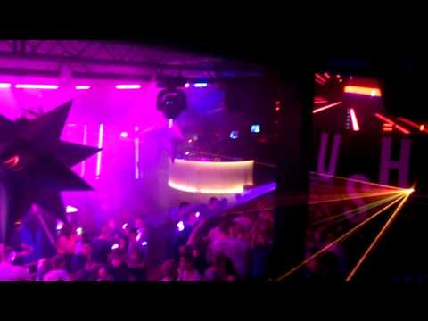 Deadmau5 vs. Coldplay - Strobe vs Teardrop Is A Waterfall