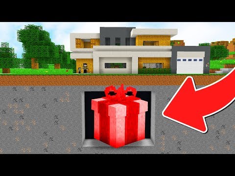 EVİMİN ALTINDA DEV HEDİYE BULDUM! 😱 - Minecraft