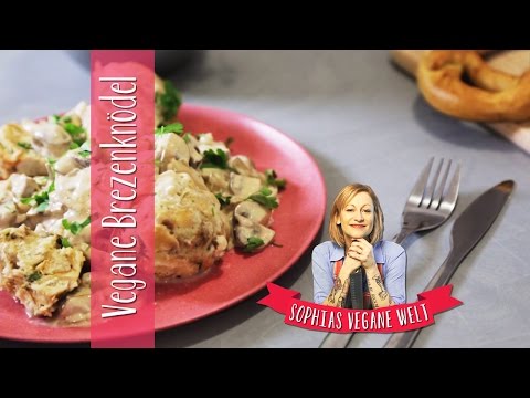 Brezenknödel mit Rahmschwammerl #traditionellvegan | Sophias Vegane Welt