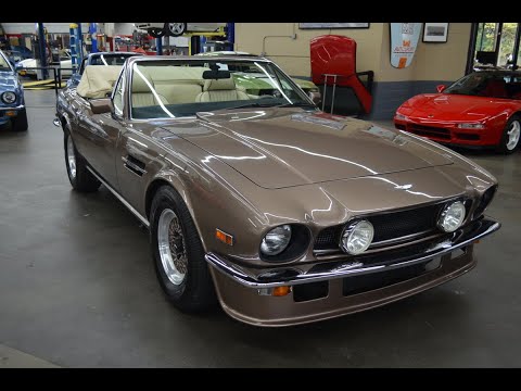 1989 Aston Martin V8 (CC-1492251) for sale in Huntington Station, New York