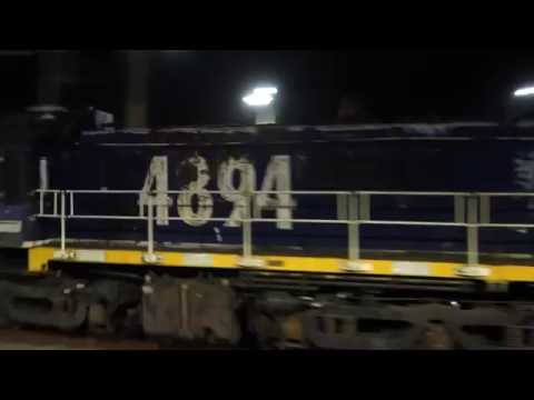 Mixed lash ups on Pacific National's 2BW4 and 4124 freights - 26/7/16