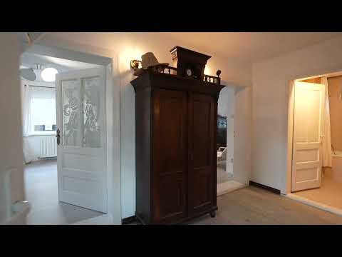 Casa familiala cu: teren 2.822 mp intravilan, sauna,  atelier, terasa, Central Capeni Baraolt — Video