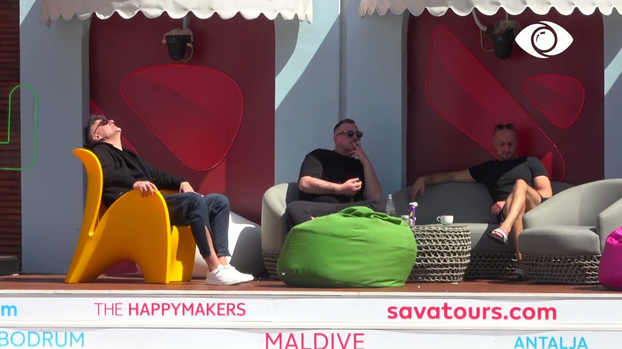 “I ishin skuqur mollëzat”, Bledi batuta për Ronaldon