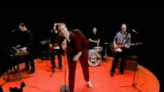 Bell X1 bladhm (flame as gaeilge)