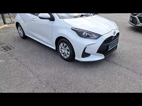 Toyota Yaris X AUTO - Image 2