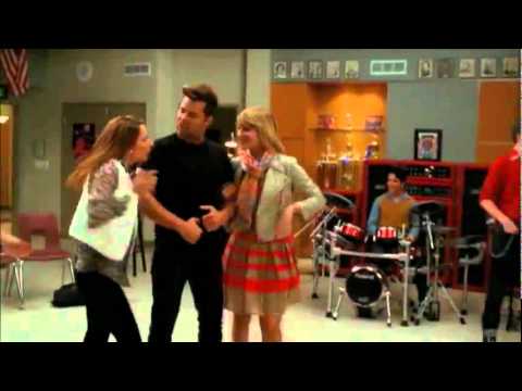 Sexy and I know it - Ricky Martin FULL GLEE PERFORMANCE