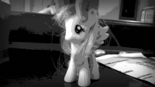 Five nights at freddys 😭 fluttershy is a anatronic😰