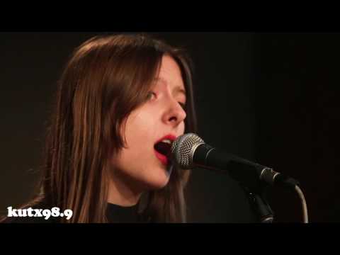 Molly Burch - Downhearted (Live in KUTX Studio 1A)