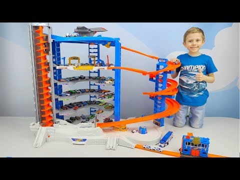 МАШИНКИ и самый ОГРОМНЫЙ трек Hot Wheels МЕГА ГАРАЖ и Полицейский участок Хот Вилс Сити с машинками