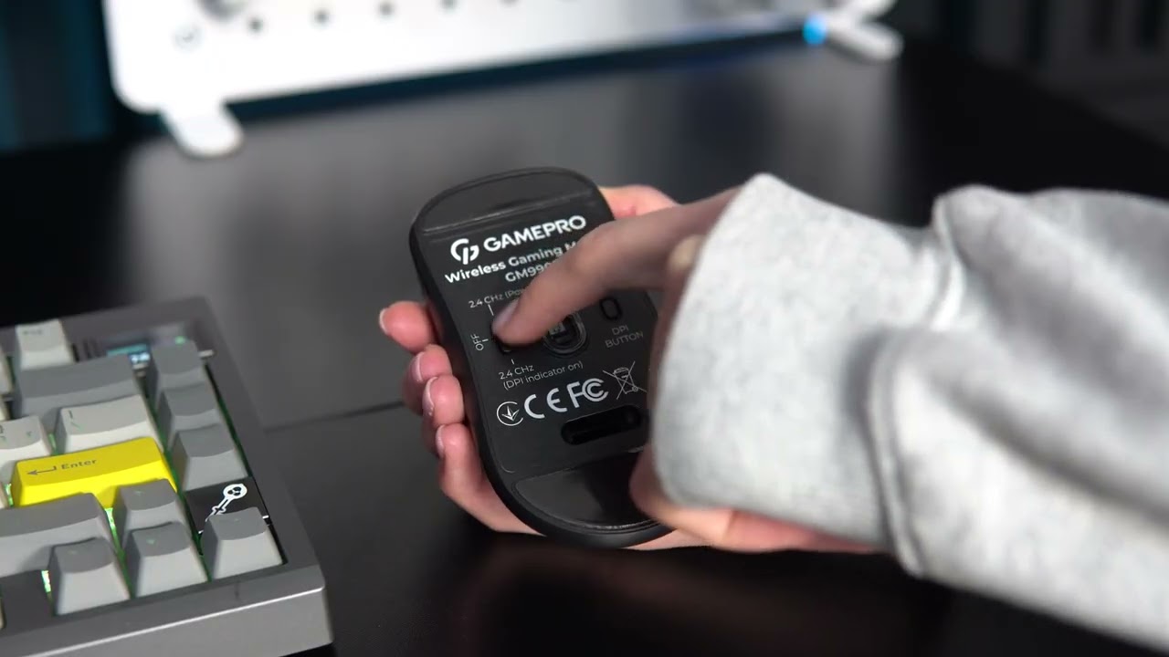 Ігрова комп'ютерна миша GamePro GM990B Black video preview