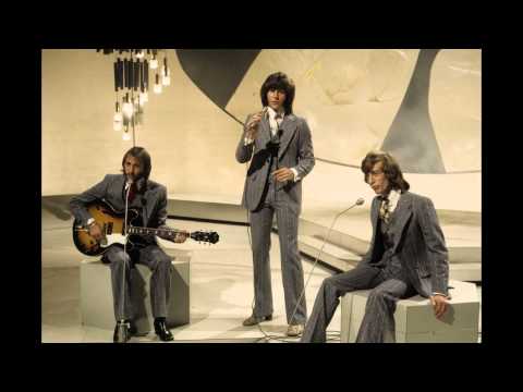 download lagu mp3 mp4 Bee Gees Melody Fair Mp3, download lagu Bee Gees Melody Fair Mp3 gratis, unduh video klip Bee Gees Melody Fair Mp3