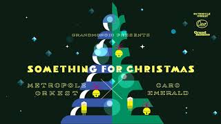 Kadr z teledysku Something For Christmas tekst piosenki Caro Emerald