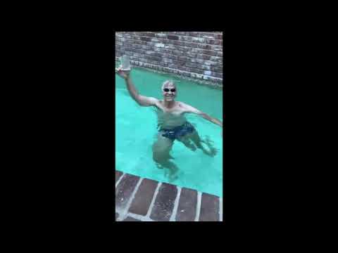 Mark Spitz fulfils challenge perfectly: at 70 he is still fish in the water