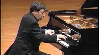 Murray Perahia plays Beethoven's Moonlight Sonata 3rd Movement [HQ]
