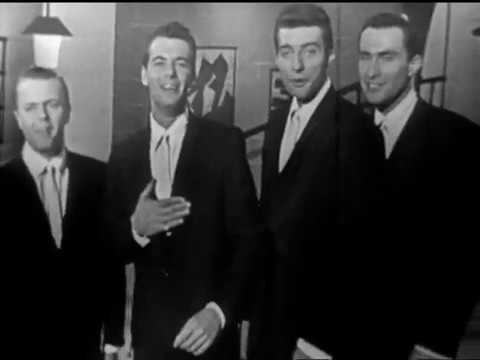 The Diamonds - Walking Along (1965)