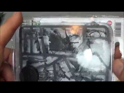 Dark Eldar Archon Unboxing and Assembly