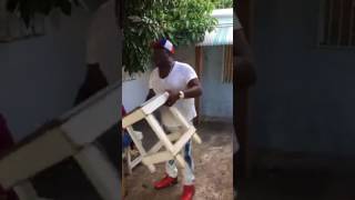 pinchers  Jigsy King  talking to wayne Lonesome about the crime  then free styling