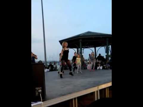 Agathi Labrakouli - Mix dance concept