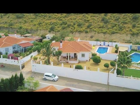 UNDER OFFER! 3 bedroom villa for sale in Arboleas with a pool / Villa Sunrise - AH12967