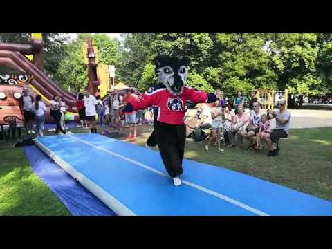 Sportmánie 2019, maskoti Klubu Pilsen Wolves Chlup a Chloupek