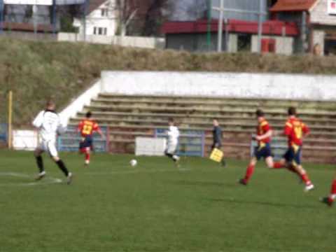 MZKS LECHIA DZIERŻONIÓW - NYSA KŁODZKO 3:0 (2:0)