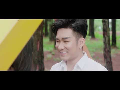 Không thể thay thế - Quang Hà