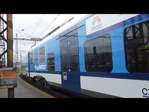 ČD 440.004 - Příjezd vlaku ZvlOs - Ústí nad Labem západ, 4.6.2013