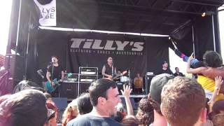 Hawthorne Heights - This Is Who We Are (Live At Warped Tour Houston) 8/4/2013