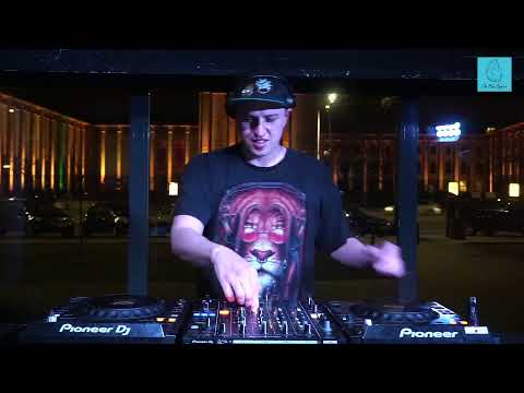 The Blue Oyster: Martin Tobias / 02.03 / 18 - 19