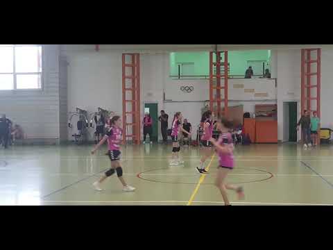 C.S.S BACAU- L.P.S SUCEAVA  Junioare 4 (1)        15 - 2
