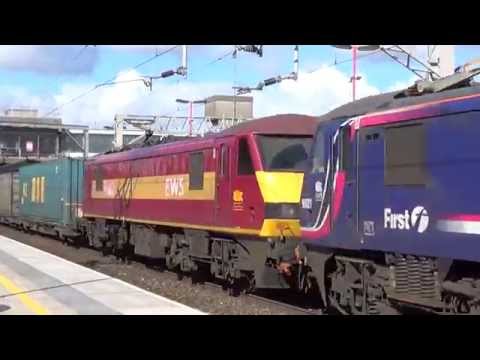 90021 & 90028 @ Stafford - 24/09/2015